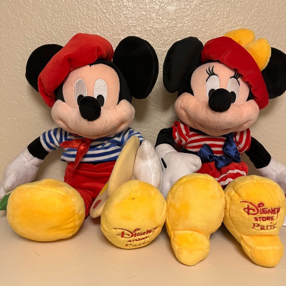 disney store paris exclusive mickey and minnie plush 14”